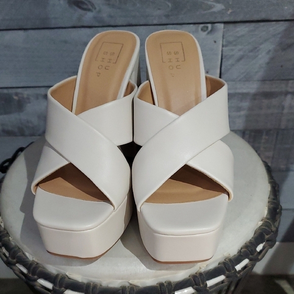 ShuShop Cream Platform Sandals with Pearl Detail Federica NIB Going Out Heels - Picture 6 of 10